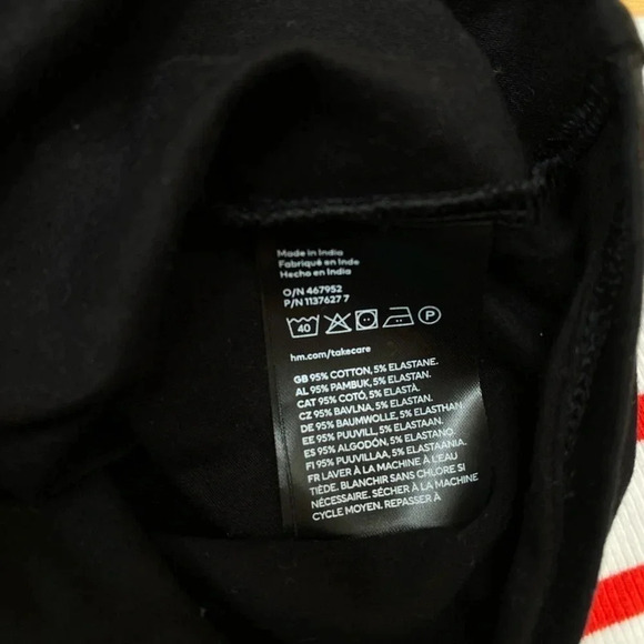 H&M - Two Layering Summer Crop Top Bundle - Picture 10 of 10